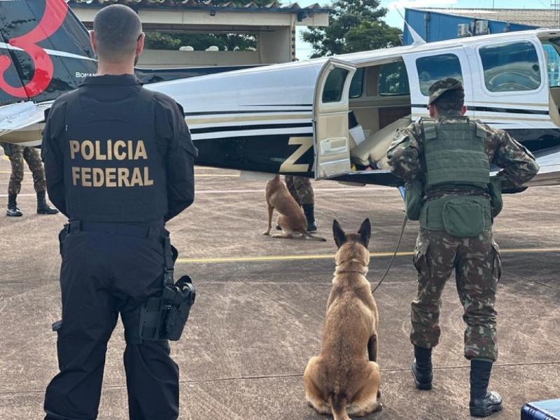 A Polícia Federal investiga uma organização criminosa que atua na fronteira entre o Brasil e a Venezuela.